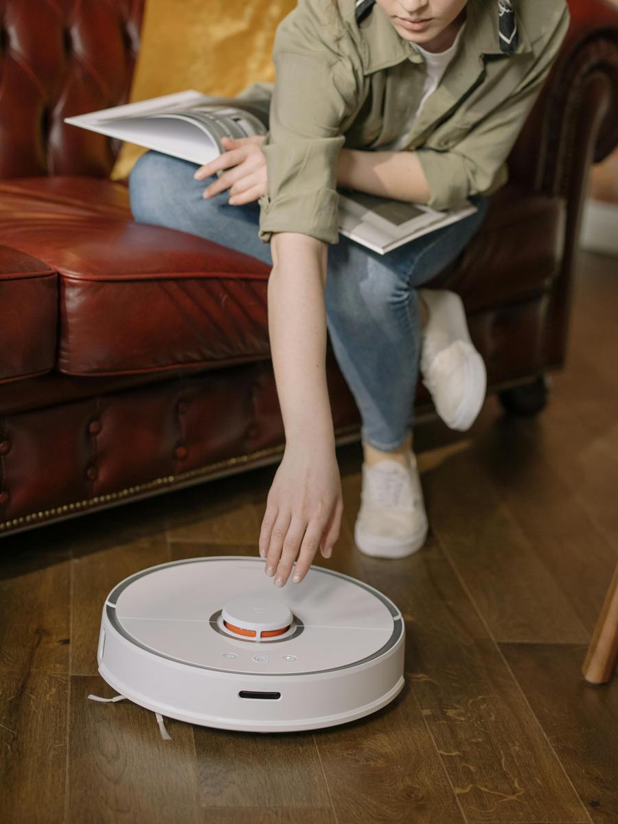 Jaki robot sprzątający wybrać? Poradnik dla efektywnego sprzątania w każdym domu